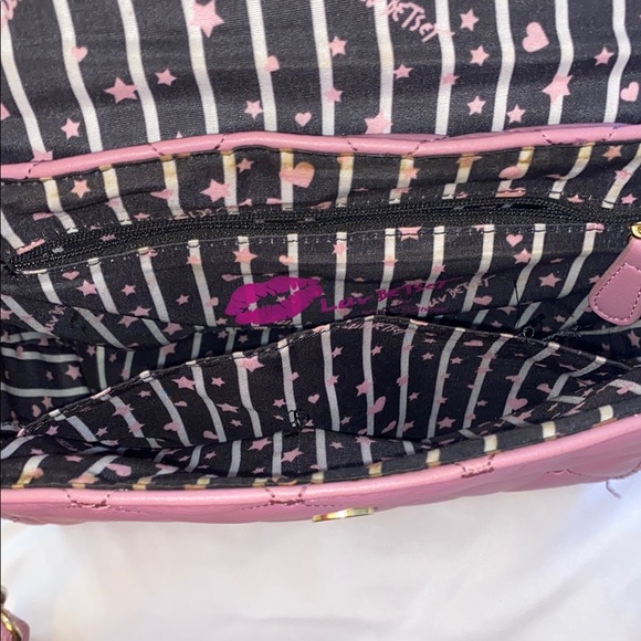 Pink Quilted Crossbody Bag - Picture 6 of 7